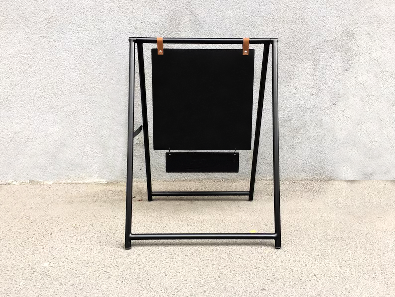 {{ a frame sidewalk sign }} - {{ adroniki }}